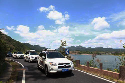 成都租車價格一路上揚(yáng) 小心做了“冤大頭”